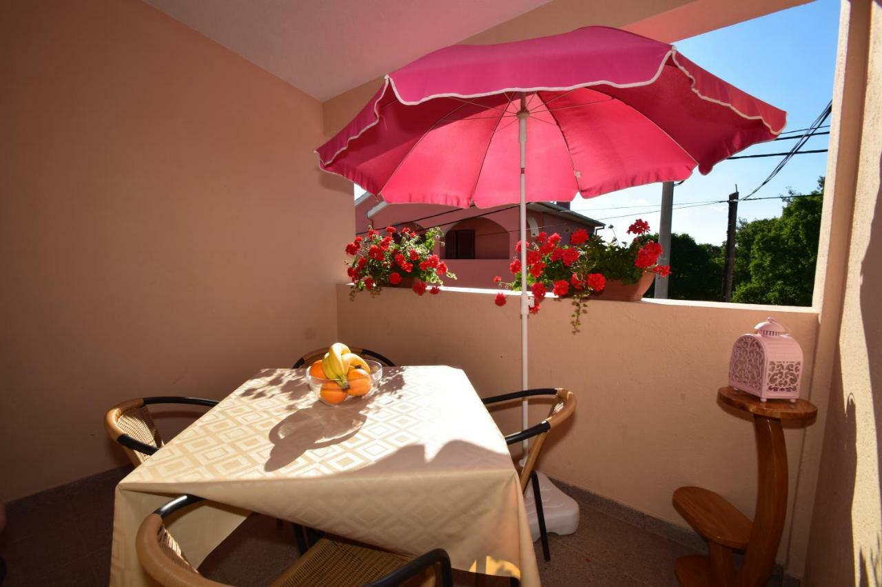 Apartment Smokrovic Starigrad Paklenica Εξωτερικό φωτογραφία